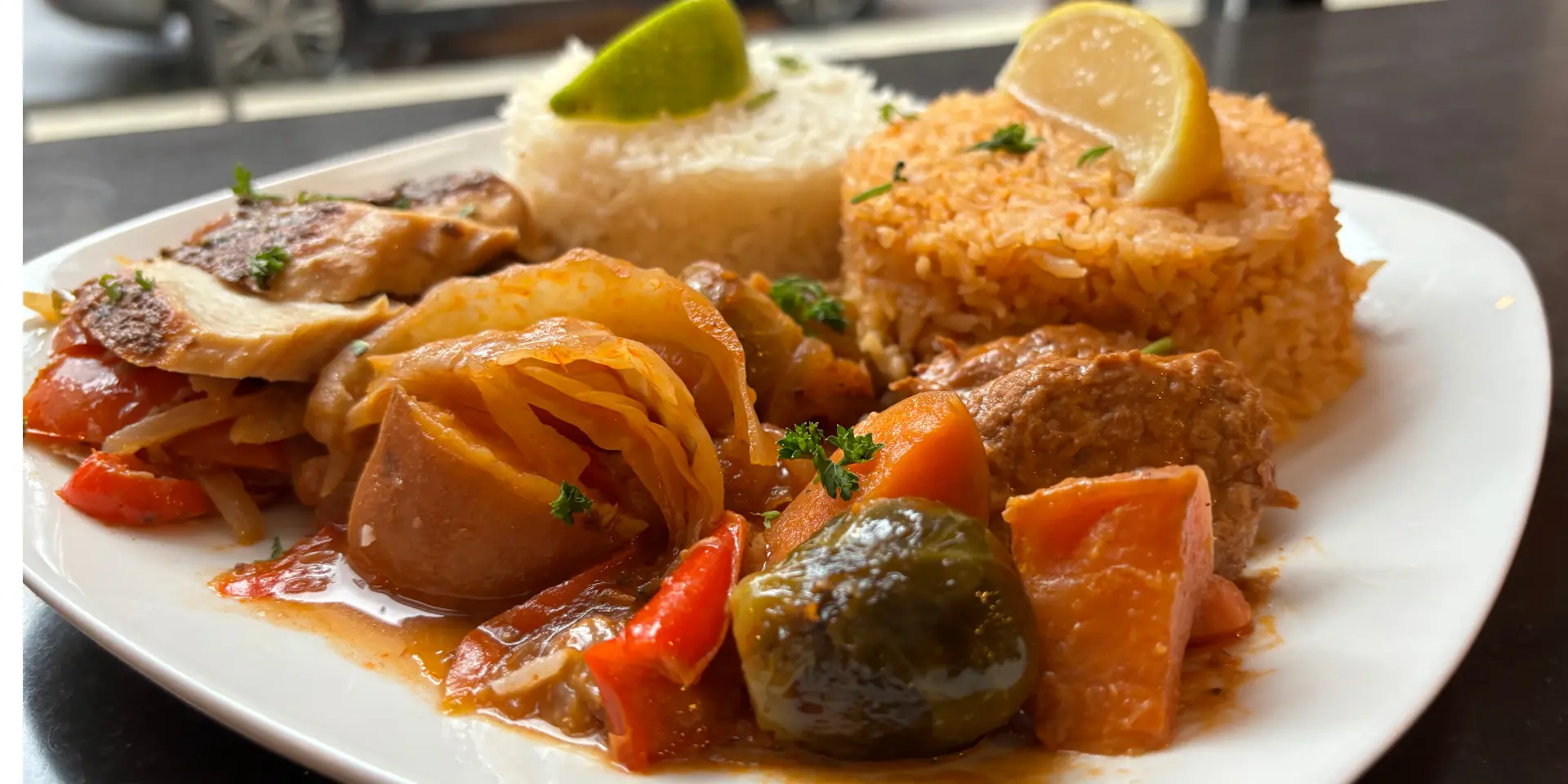 Restaurant plate with rice, chicken and vegetables